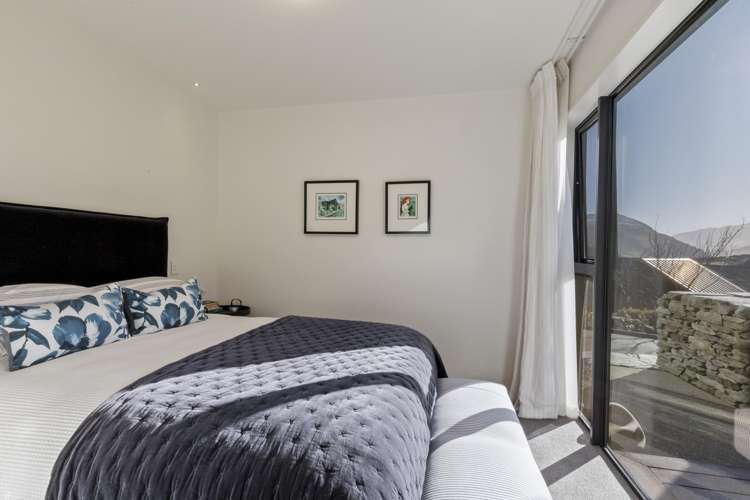 10A Kinross Lane Jack's Point_17