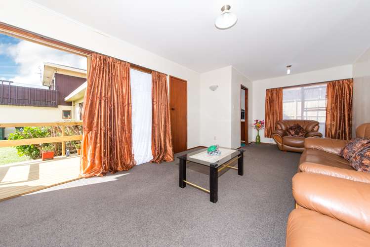 2/107 Donovan Street Blockhouse Bay_8