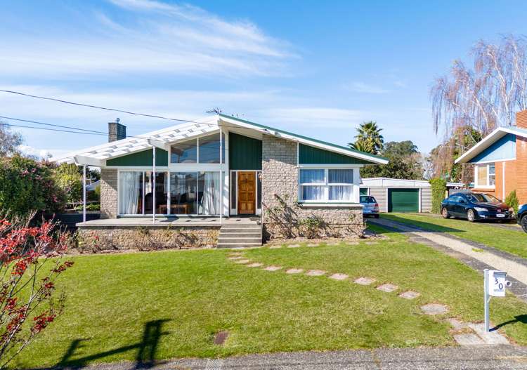30 Garden Heights Avenue Glenview_18