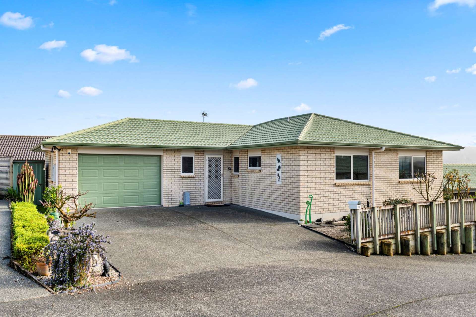 8unit Village Place Tuakau_0