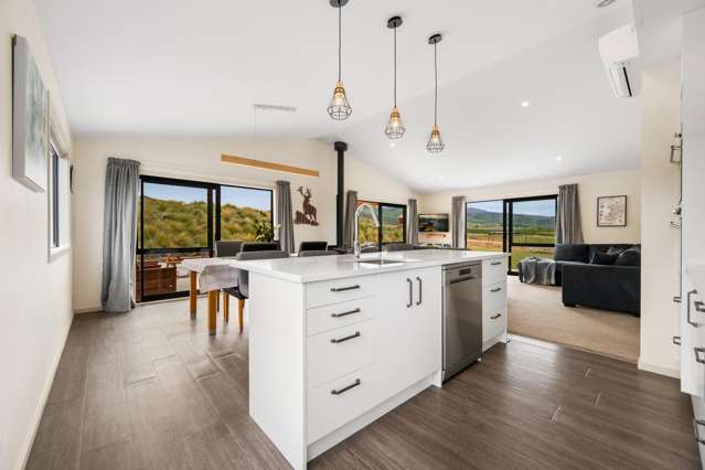 45 Stella Way Waikerikeri_3