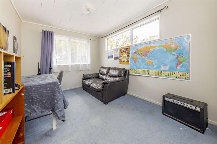 8 Dosina Place Flat Bush_13