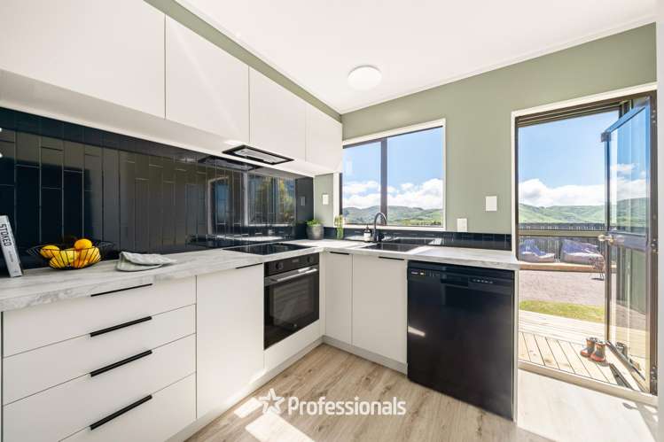 25a Outram Grove Kelson_7