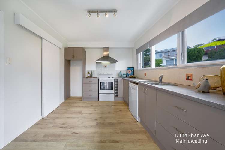 1&2/114 Eban Avenue Hillcrest_6