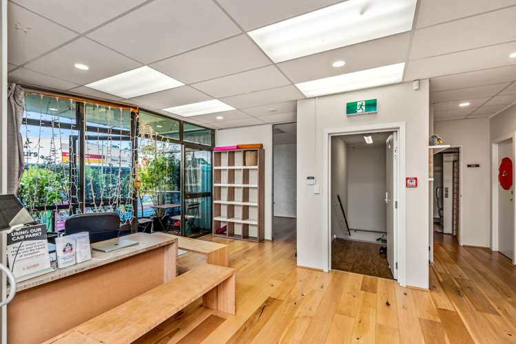 Unit 1&5/32 Constellation Drive Rosedale_12
