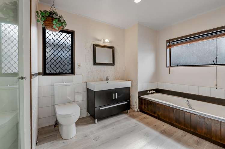 29a Little Barrier Avenue Manly_13