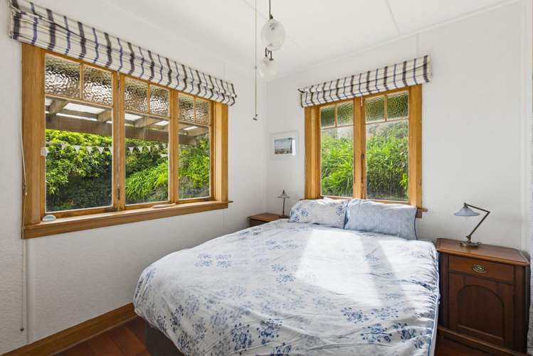 7 Tangahoe Street Paekakariki_17