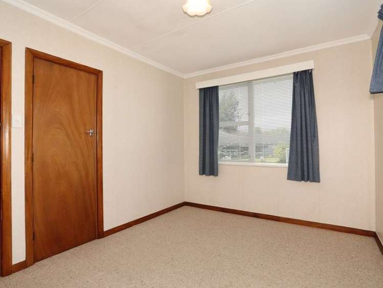 161 Denbigh Street Feilding_12