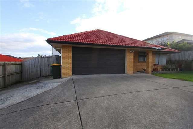 43 Saralee Drive Manurewa_1