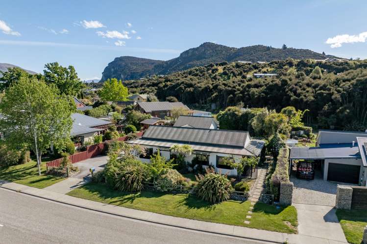 85 Lagoon Avenue Albert Town_28