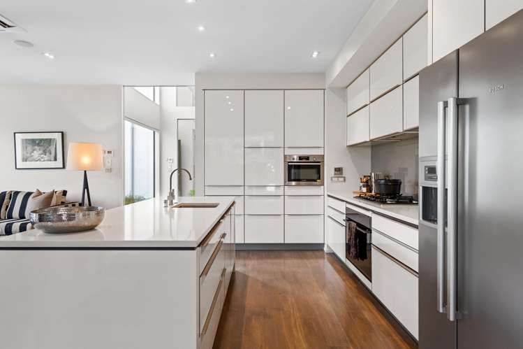 33 and 35 Glen Oaks Drive Northwood_13