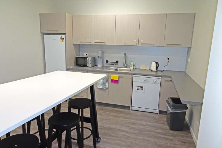 410 Victoria Street Hamilton Central_7