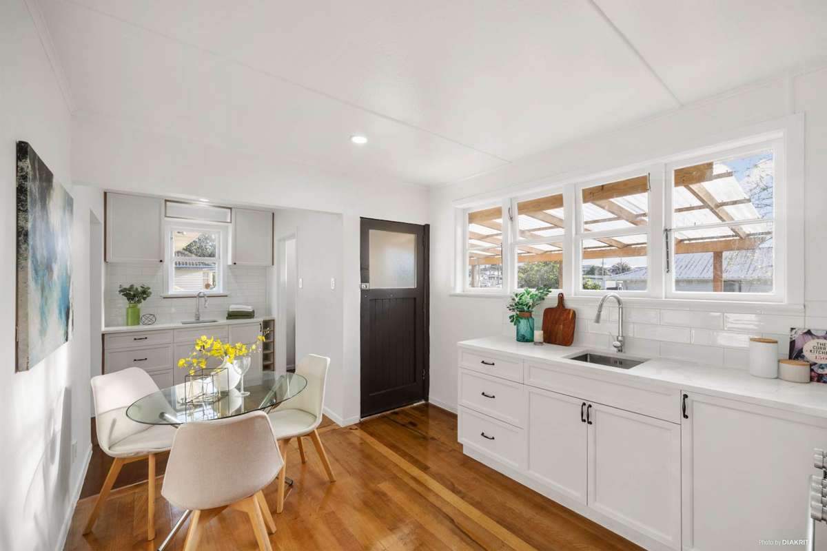 78 Freeland Avenue_4