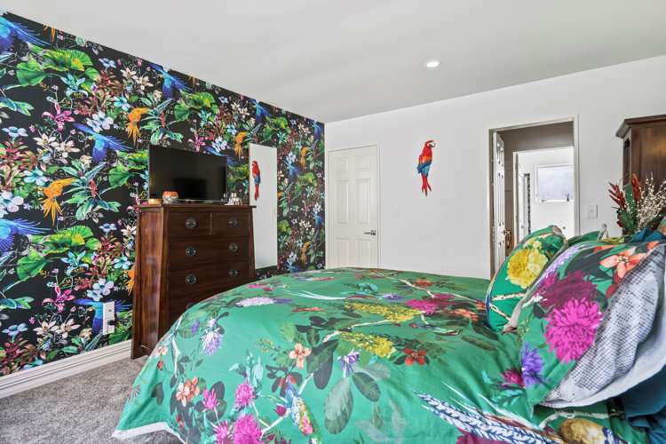 1/38 Kings Crescent Lower Hutt_11