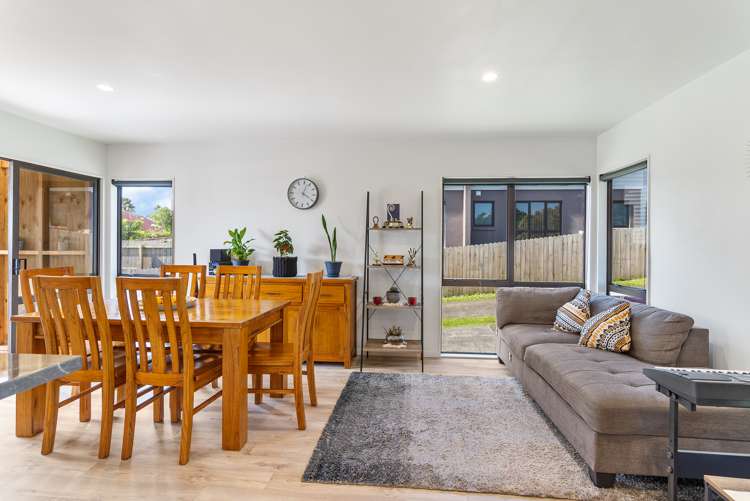 59 Everglade Drive Goodwood Heights_8