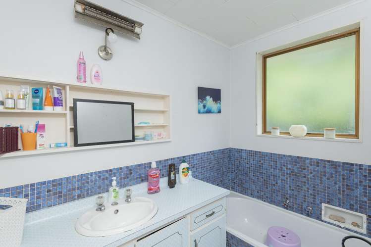 297 Rutene Road Kaiti_7