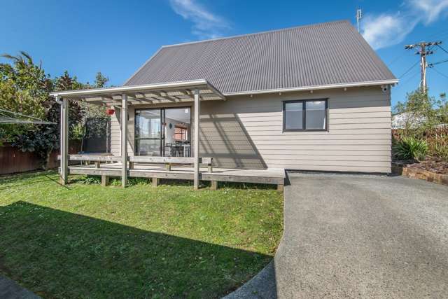 47a Glen Marine Parade Glendene_1