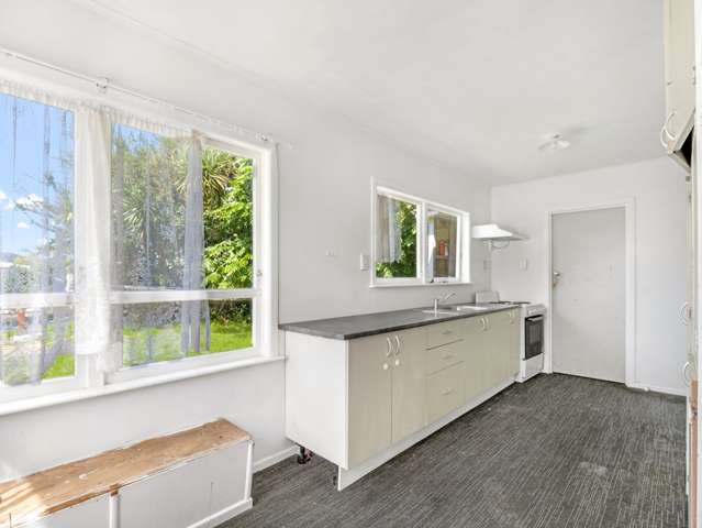 8 Cobham Street Taneatua_4