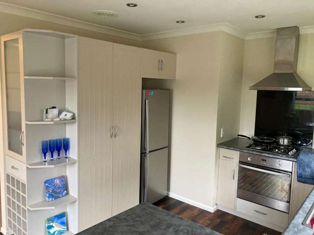 14 Moore Crescent Carterton_3