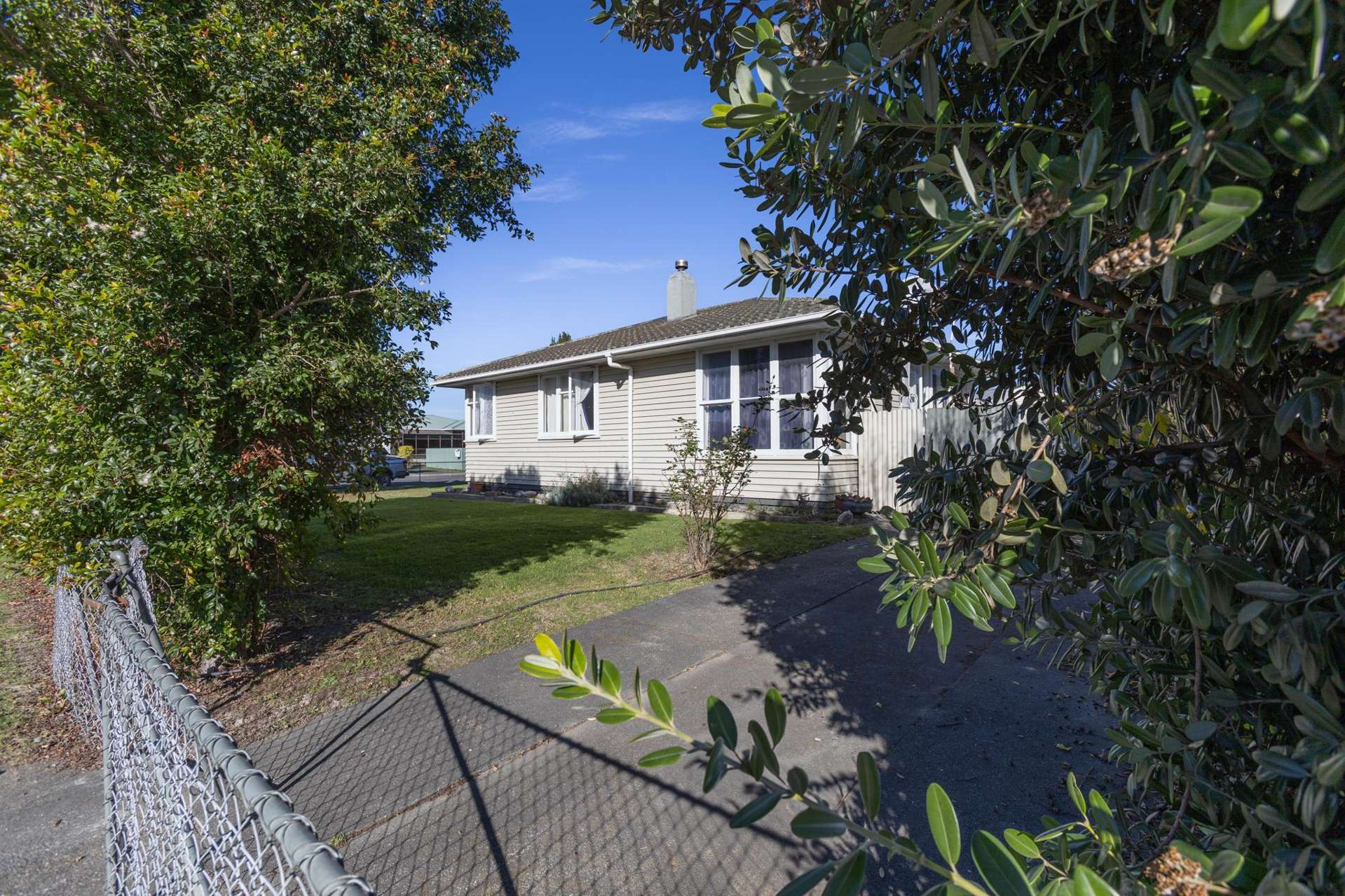 13 Scully Crescent Onekawa_0