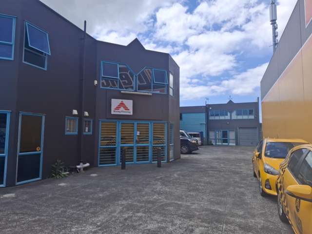 Tidy Commercial Unit