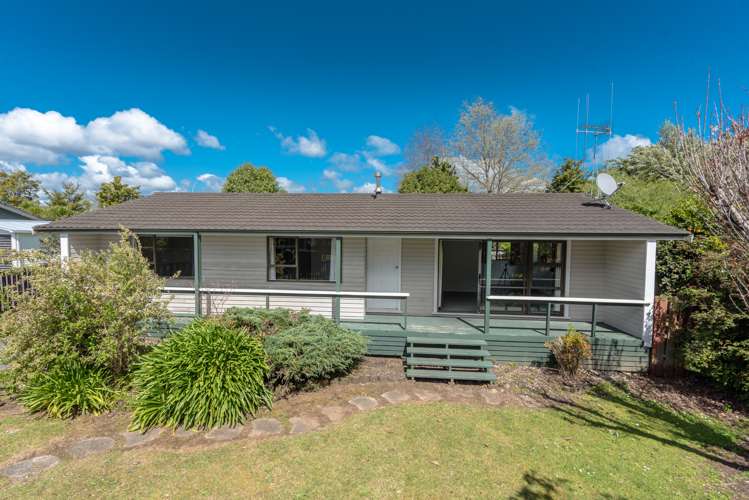 11 Frost Place Pukete_9