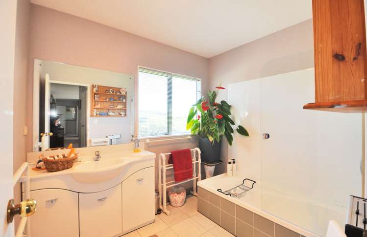 440 Wharehine Road Wharehine_13