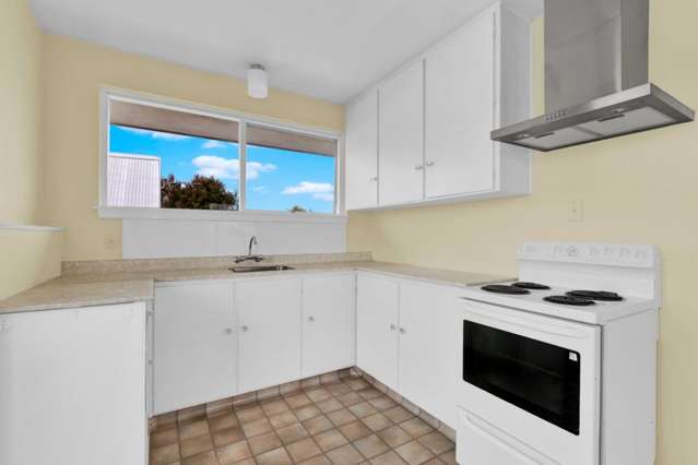 3/584 Cashel Street Linwood_3