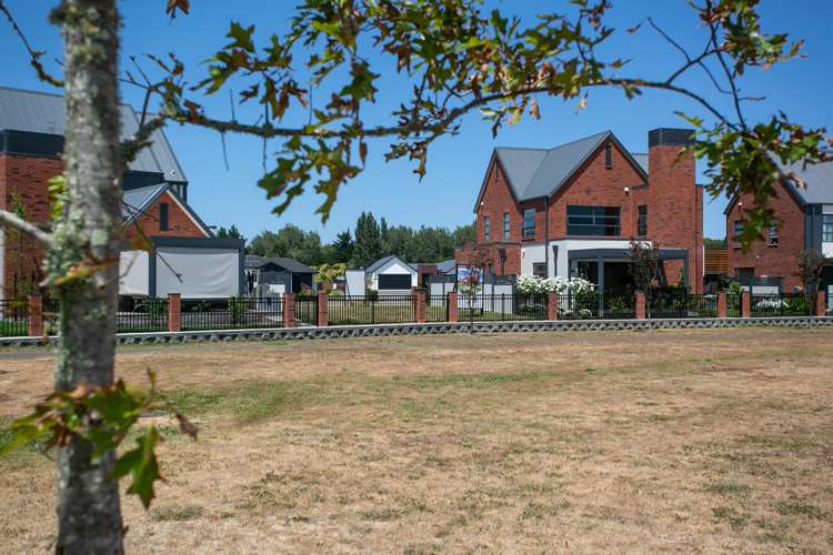 13 Garland Lane Leamington_4