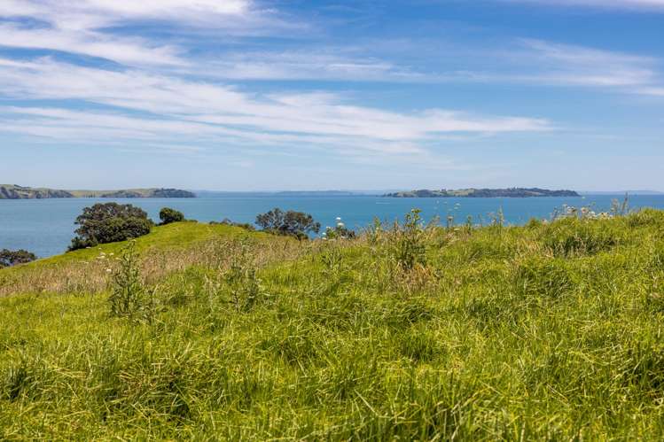 169 Nick Johnstone Drive Church Bay_13