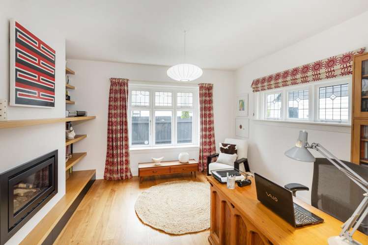 111 St Andrews Square Strowan_12