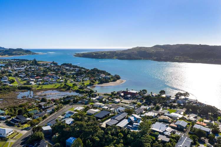 15 Rose Street Raglan_32