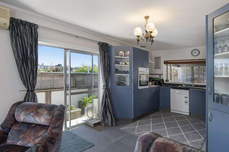 5b Jonathon Street Brookfield_5