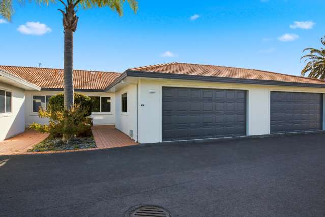 55/111 Santa Monica Drive (Pacific Palms) Papamoa_2