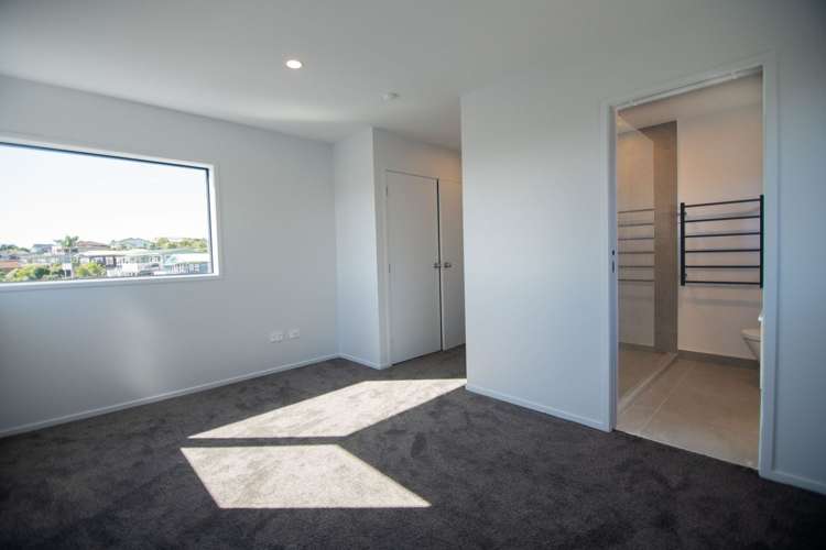 24D Homestead Road Manly_9