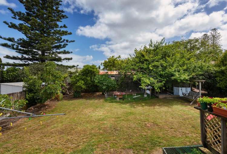 1 Sarona Avenue Glen Eden_7