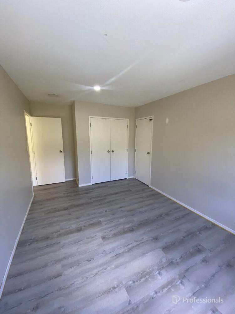 18 Murphys Road Flat Bush_11