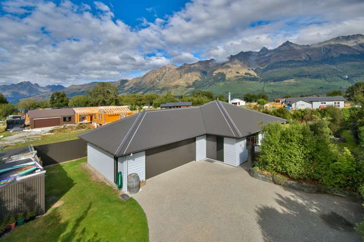 8 Lochburn Avenue Glenorchy_2