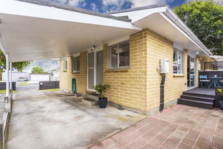 1 Baltimore Crescent Totara Park_15
