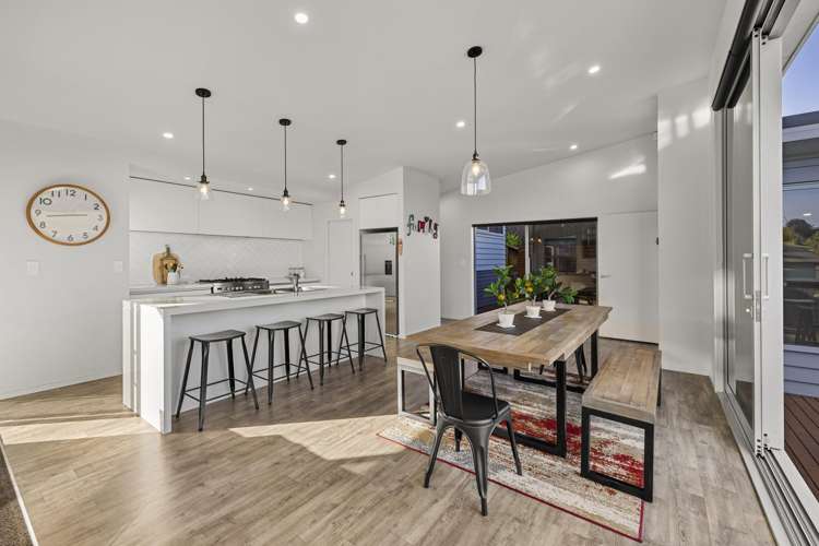 24 Robertson Street Raglan_9