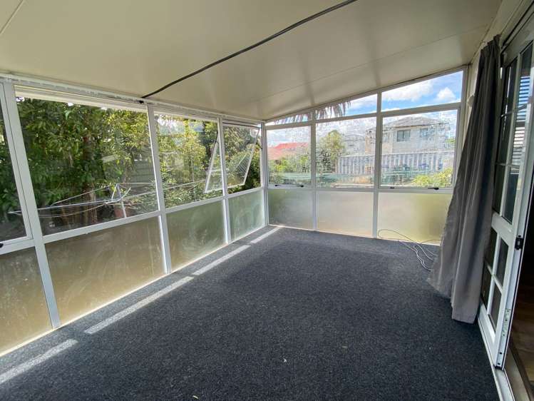 2/15 Gibbs Road Manurewa_9