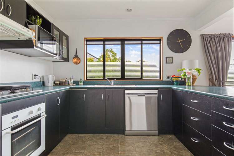 427B Pukehangi Road Pomare_6