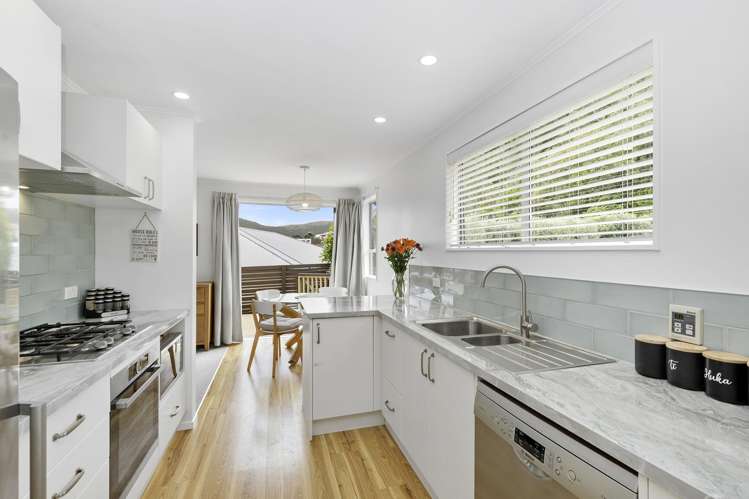 21 Invercargill Drive Kelson_4