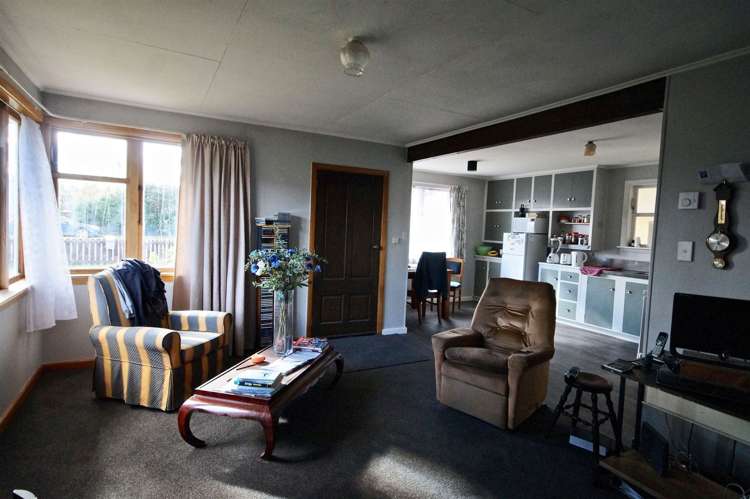 38 Lyndon Street Waiau_13