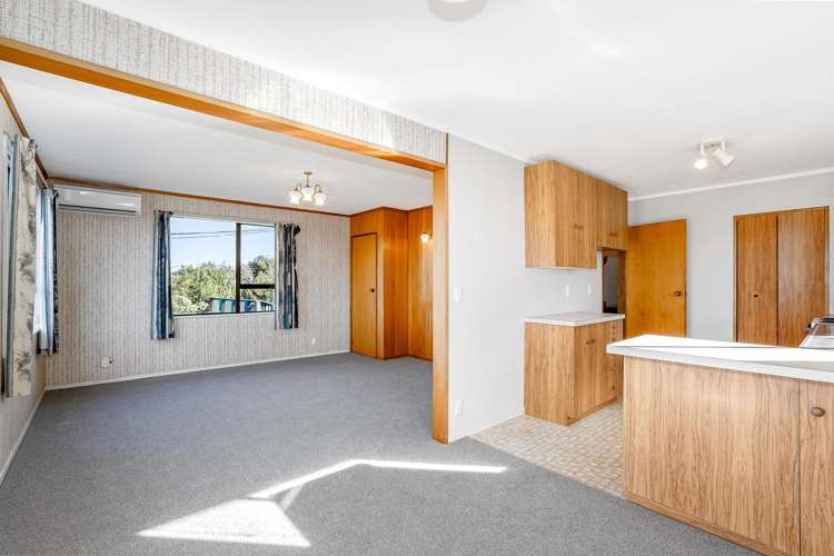 37A Whanake Street_4