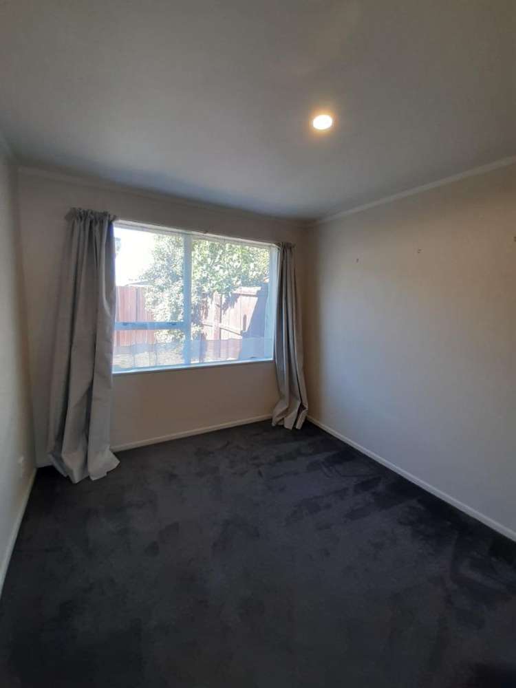 2/8 Stanmore Road Linwood_10