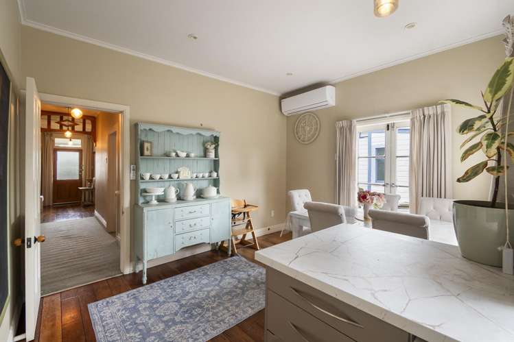 111 Cook Street West End_7