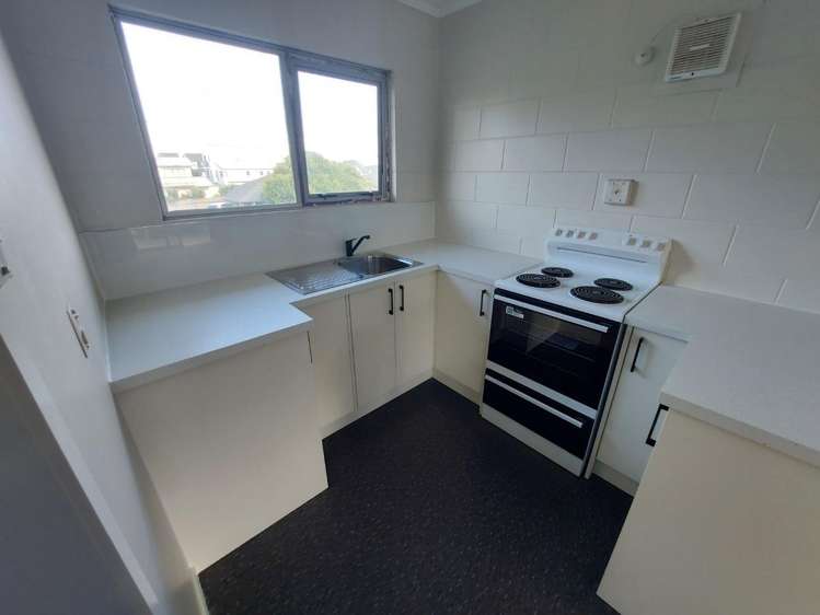 6/239 Old Farm Road 1074_2
