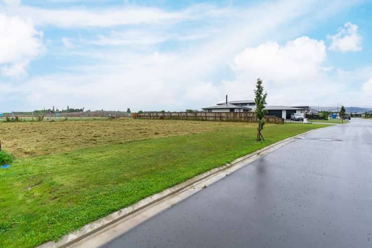 9 Veuve Drive Lincoln_11