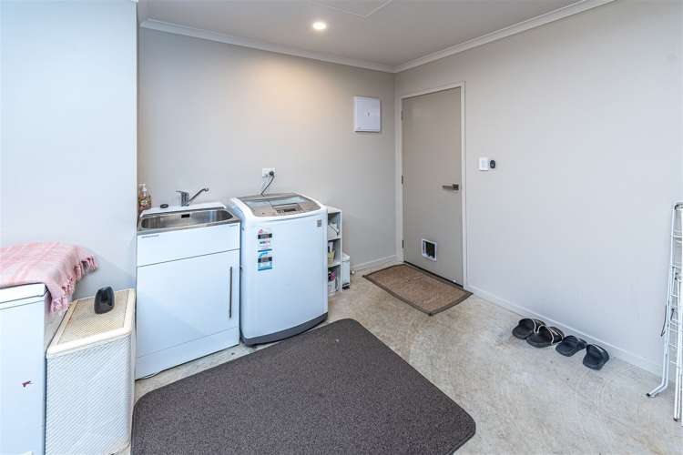 17 Magnolia Crescent Tawhero_14